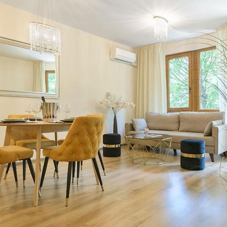 Мarelis Luxe Port Apartment Varna Exterior photo